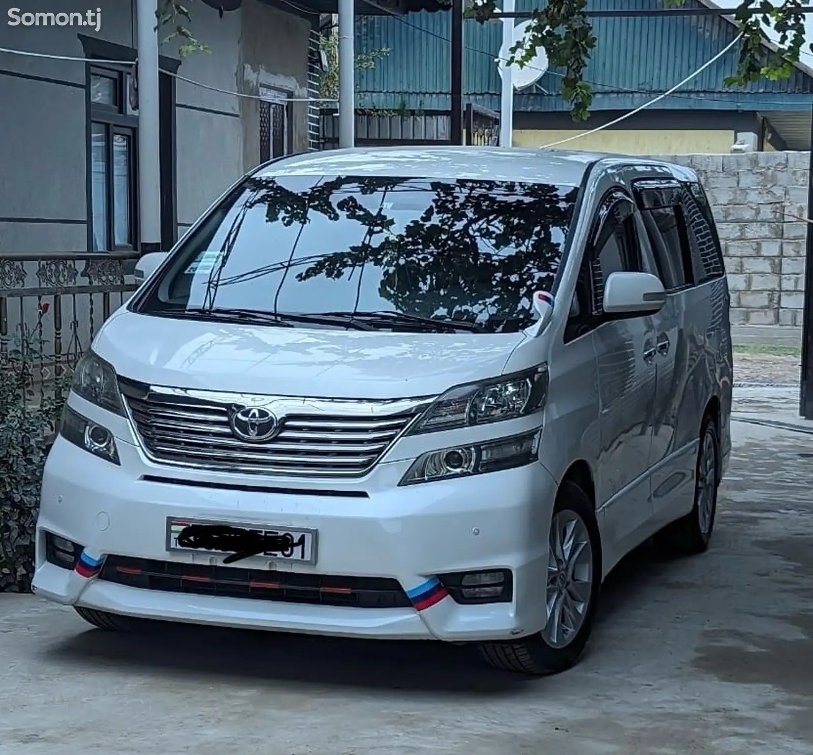 Toyota Vellfire, 2009-1