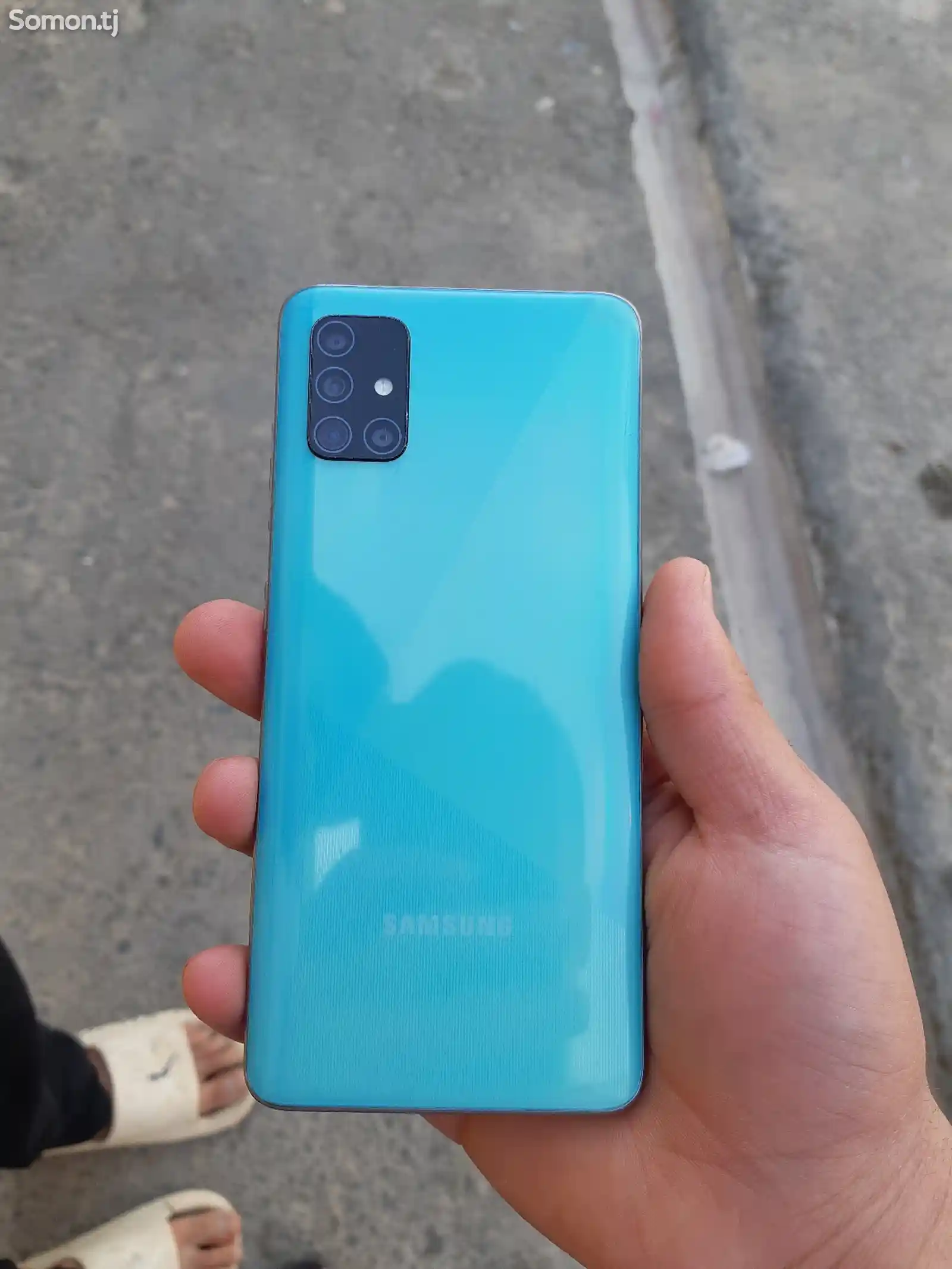 Samsung Galaxy A51-1