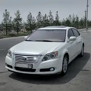 Toyota Avalon, 2010