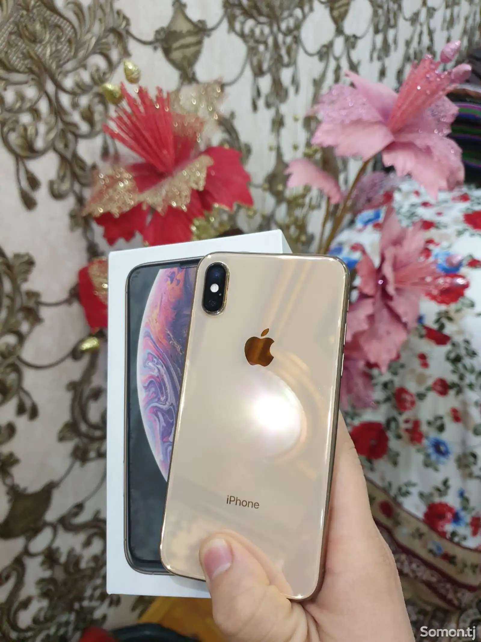 Apple iPhone Xs, 64 gb, Gold-1