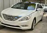 Hyundai Sonata, 2011-4