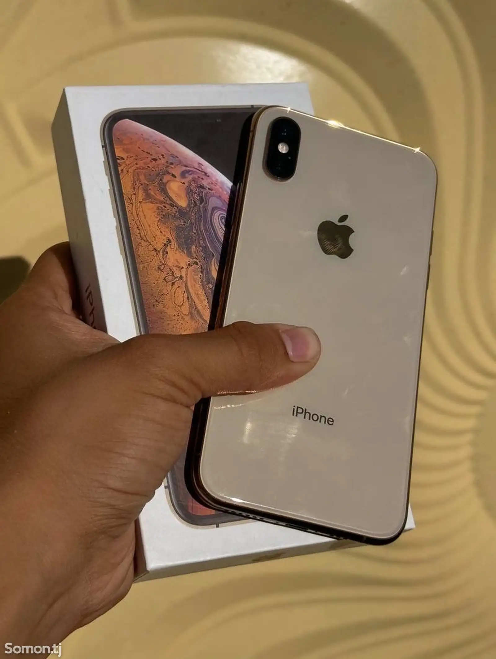 Apple iPhone Xs, 256 gb, Gold-1