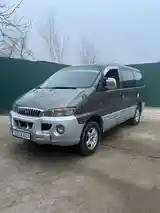 Микроавтобус Hyundai Starex, 2000-2