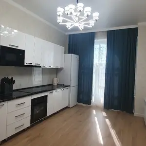 2-комн. квартира, 15 этаж, 97 м², Шохмансур