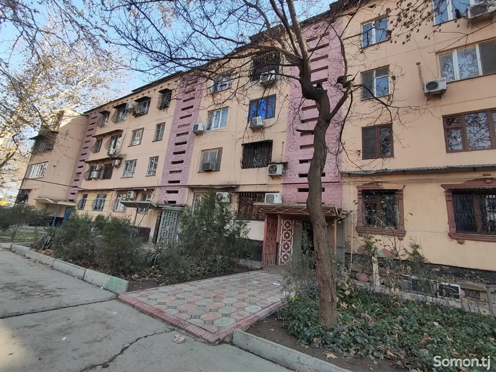 3-комн. квартира, 4 этаж, 64 м², Сино-1