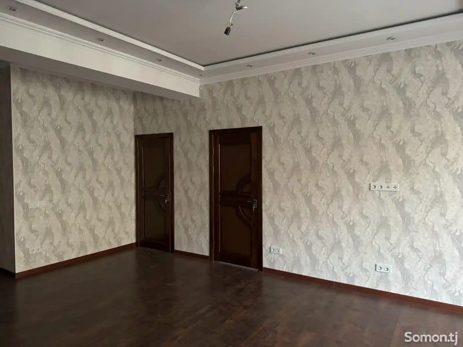 3-комн. квартира, 10 этаж, 109 м², Сомони-4