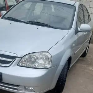 Daewoo Lacetti, 2004