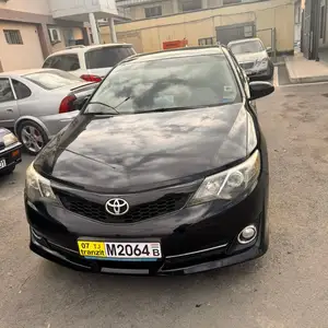 Toyota Camry, 2013