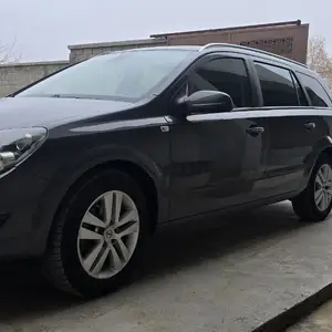 Opel Astra H, 2009