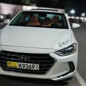 Hyundai Elantra, 2018