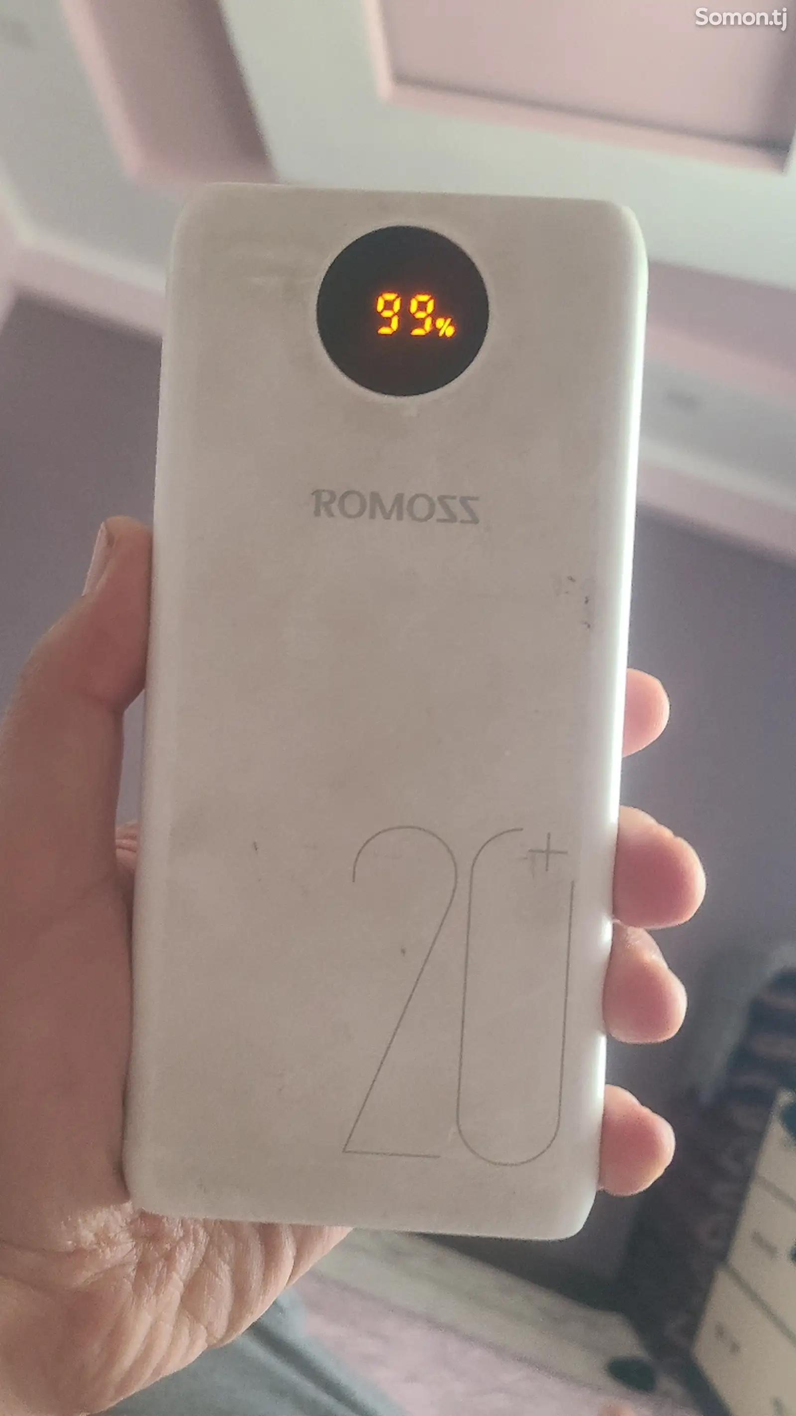 Внешний аккумулятор Power Bank Romoss-1