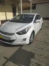 Hyundai Elantra, 2012-11