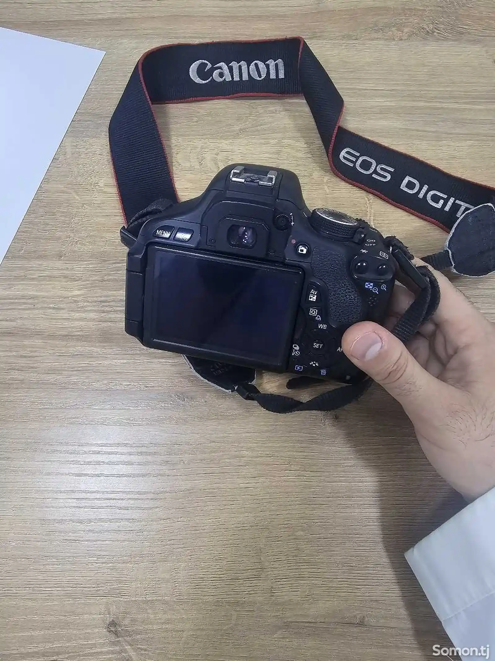 Видеокамера Canon EOS 600D-2