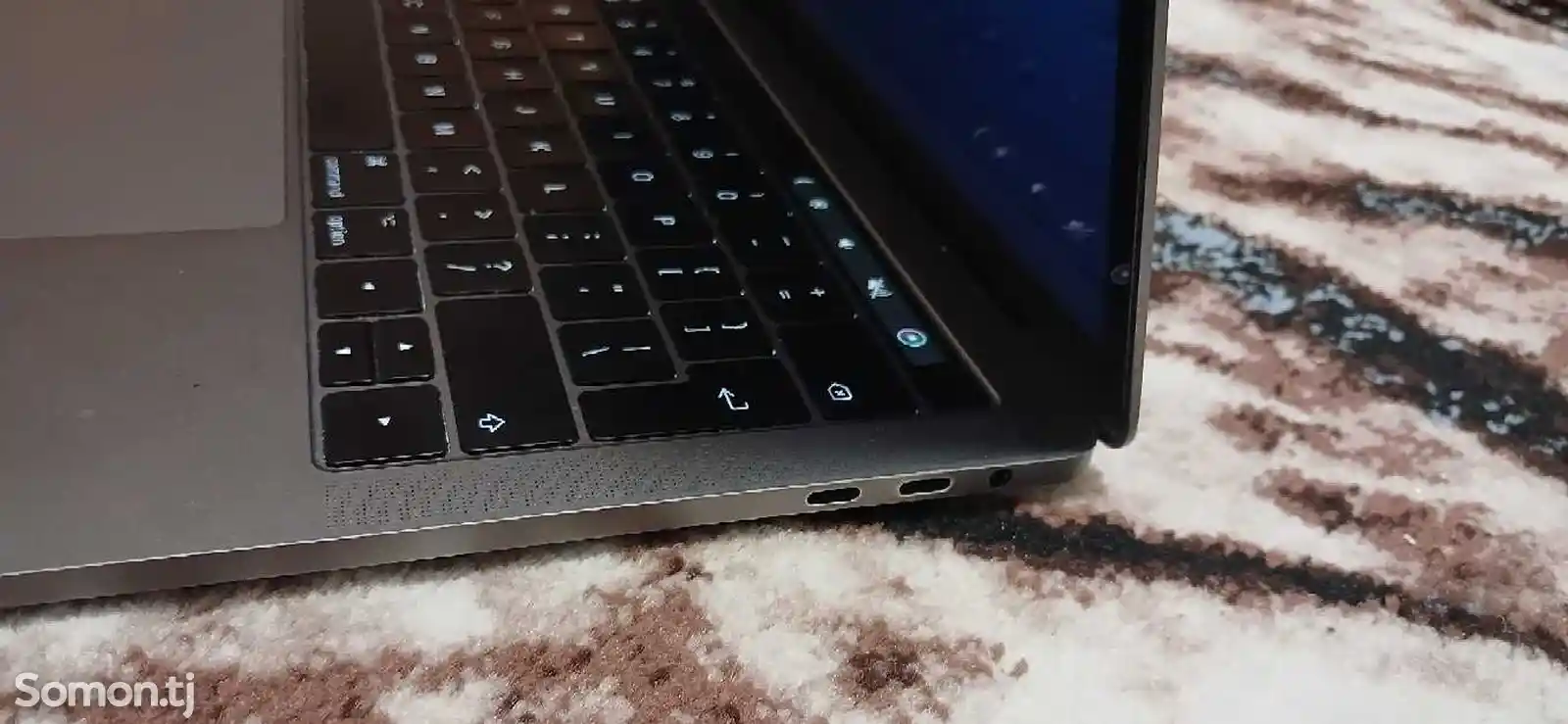 Ноутбук MacBook pro-2
