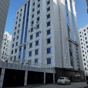 3-комн. квартира, 9 этаж, 120 м², И.Сомони