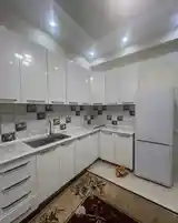 2-комн. квартира, 4 этаж, 80м², Цирк-10