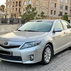 Toyota Camry, 2011