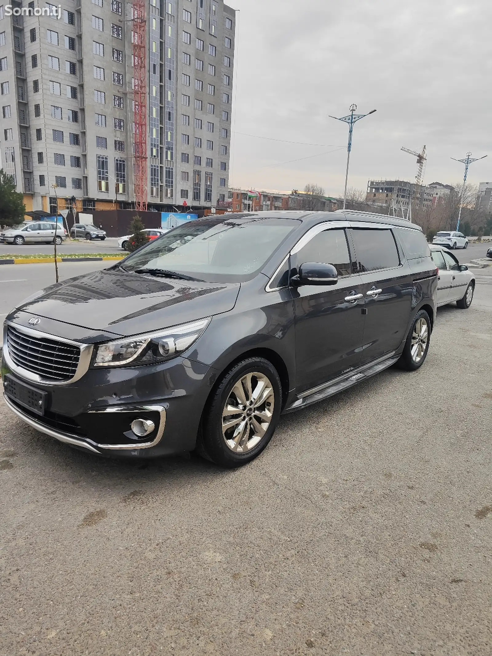 Kia Carnival, 2015-1