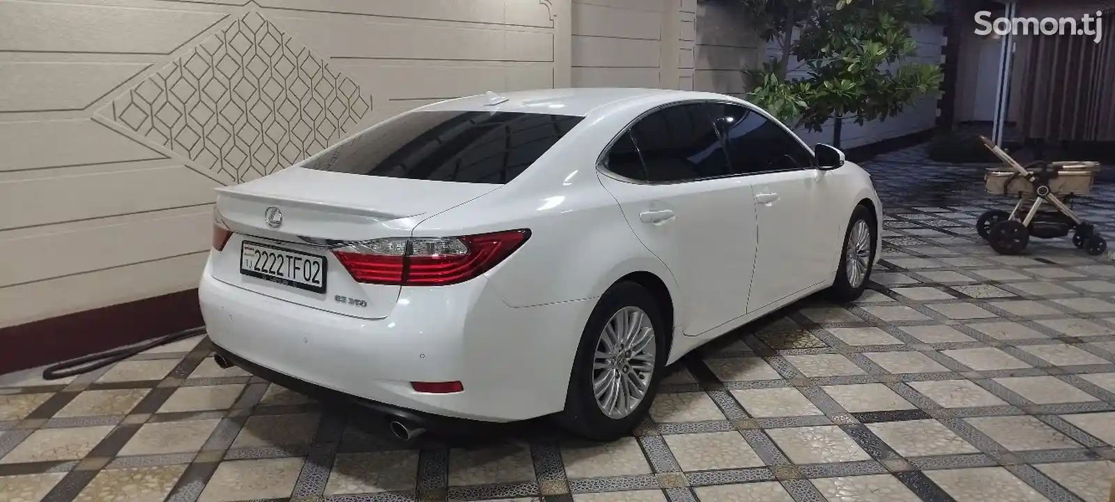 Lexus ES series, 2014-10