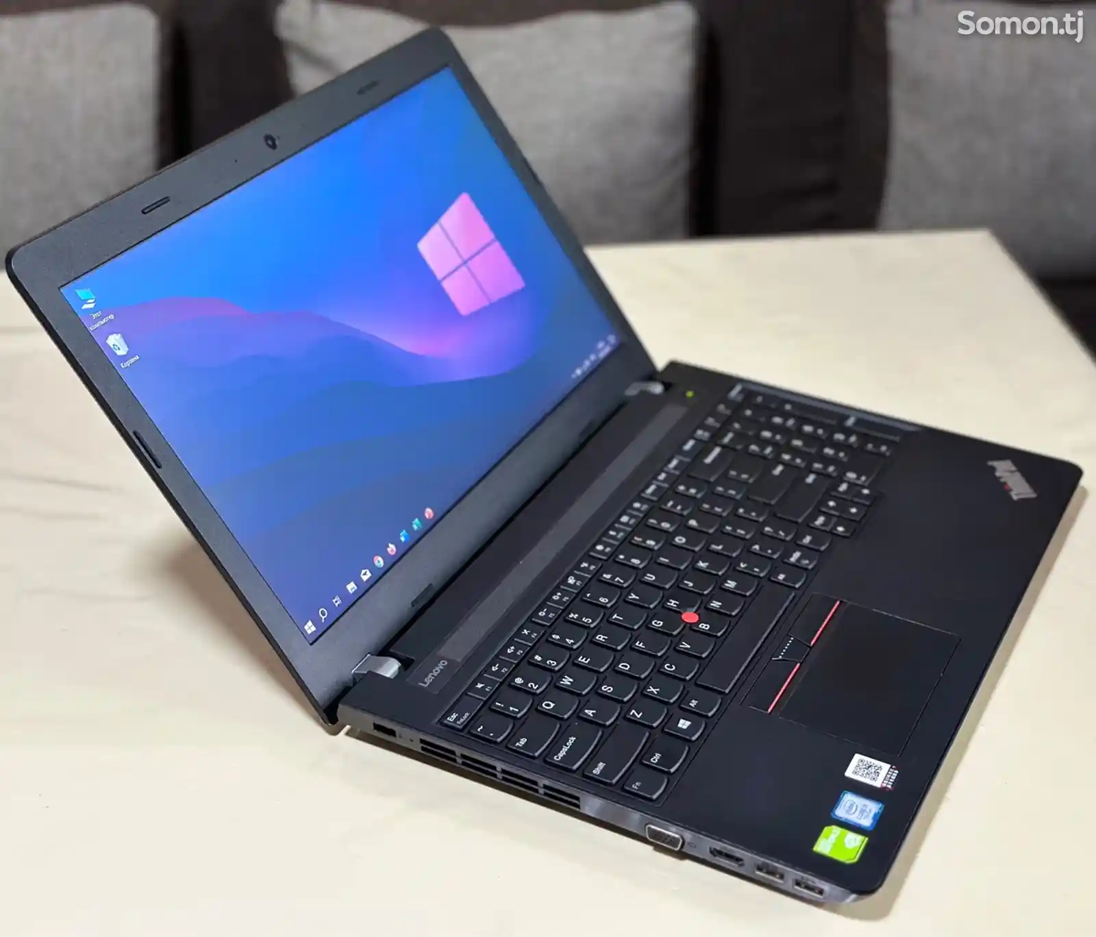 Ноутбук Lenovo Thinpad E570 i5-7gen-3
