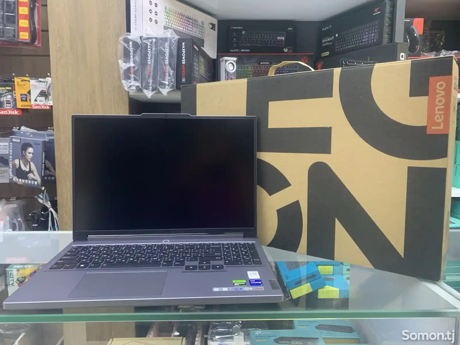 Ноутбук Lenova Legion Core i7-14650Hx 16Gb/1Tb-1