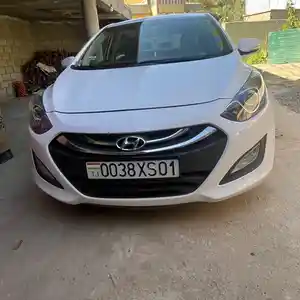 Hyundai i30, 2012