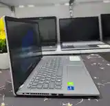 Ноутбук Asus Vivobook core i5-1135G7-4