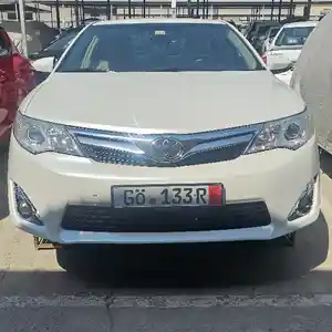 Toyota Camry, 2015