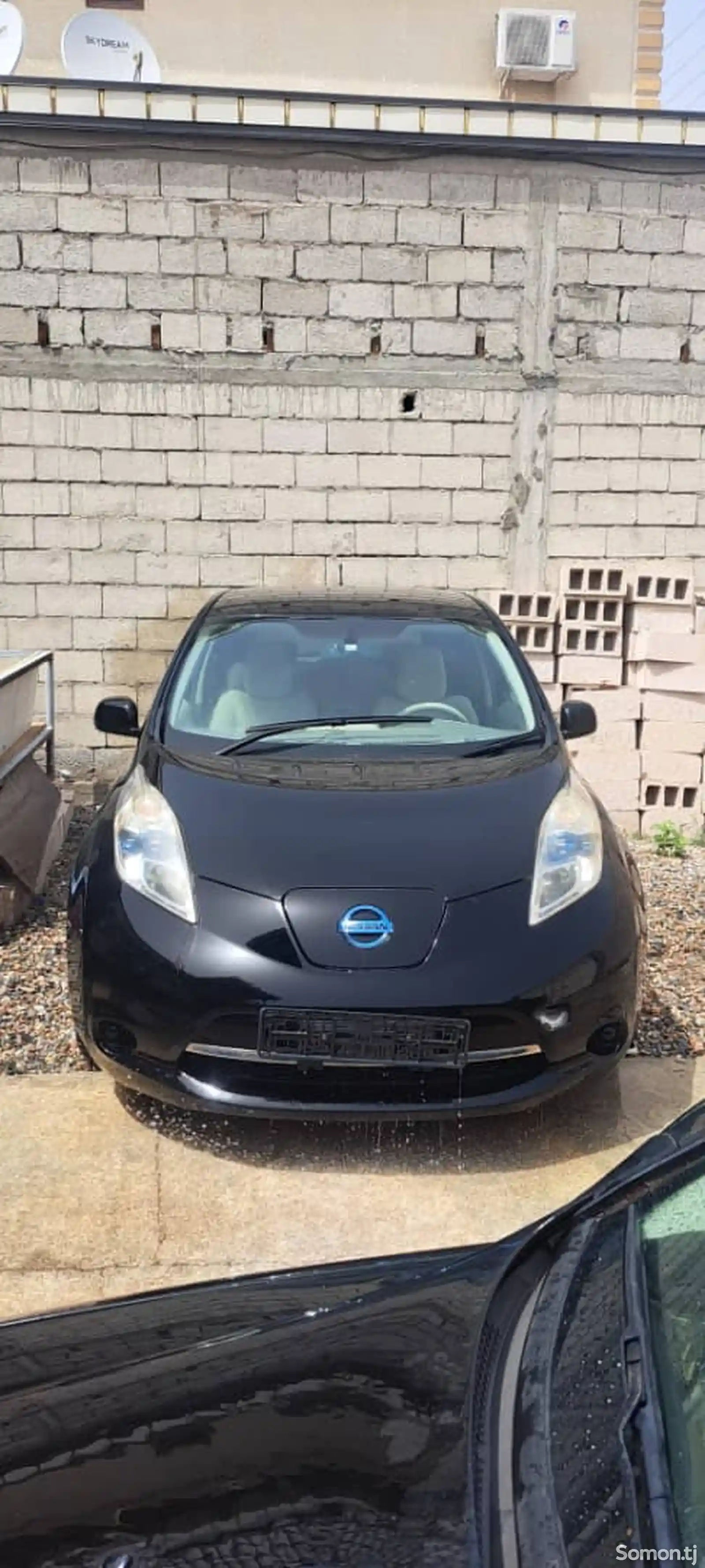 Nissan Leaf, 2012-1