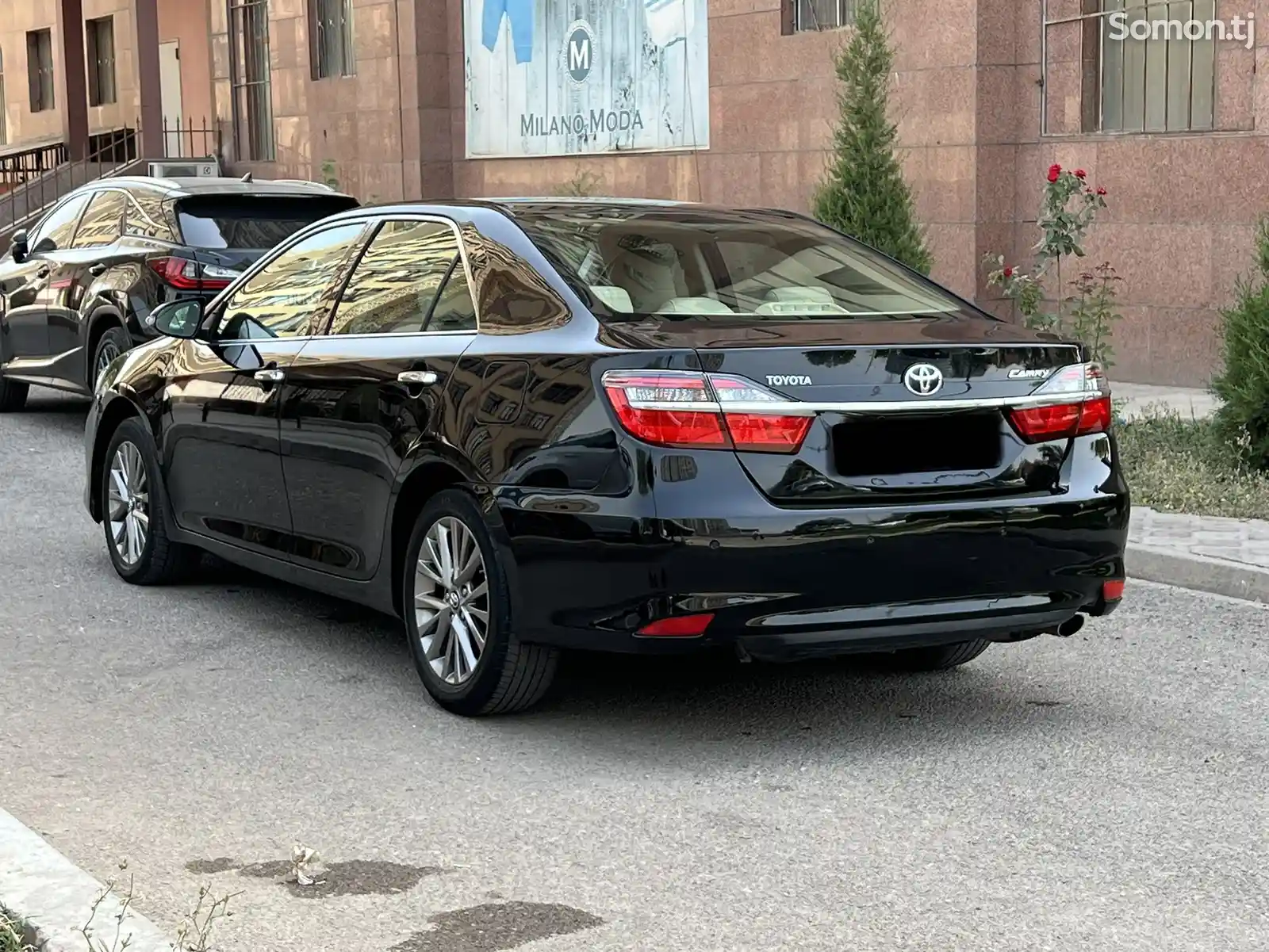 Toyota Camry, 2017-4