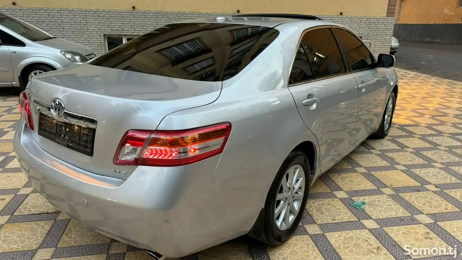 Toyota Camry, 2011-8