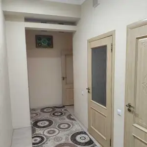 2-комн. квартира, 12 этаж, 70м², Шо́хмансур