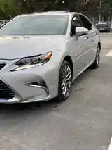 Lexus ES series, 2015-2