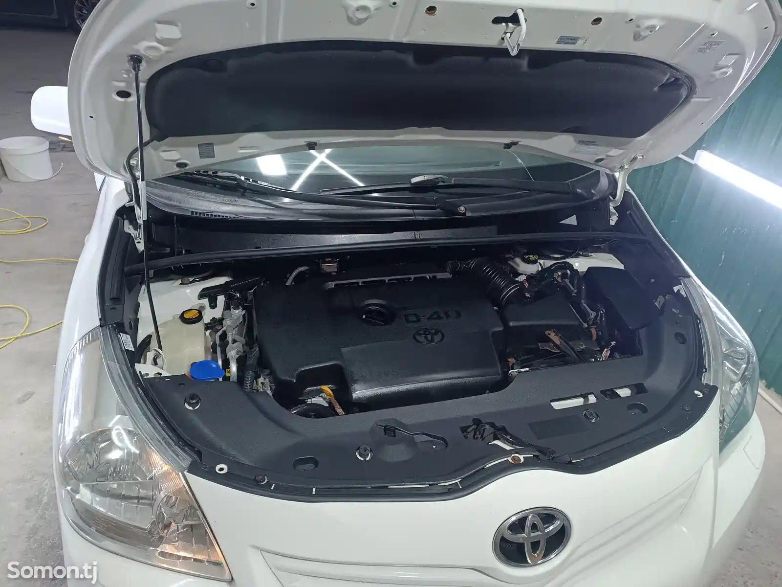 Toyota Corolla Verso, 2012-6