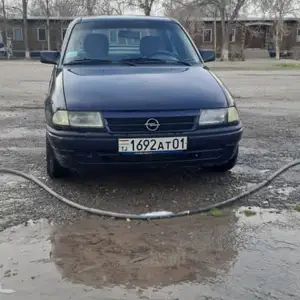 Opel Astra F, 1992