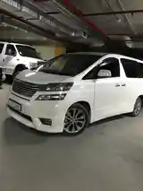 Toyota Vellfire, 2010-6