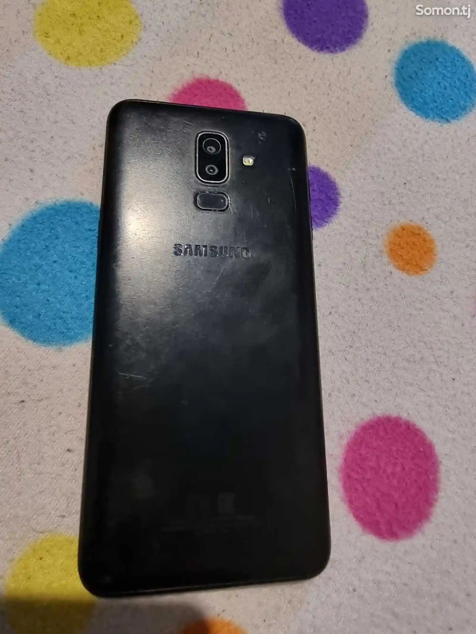 Samsung Galaxy J8-5