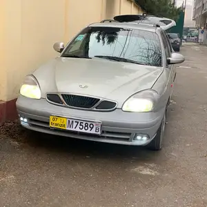 Daewoo Lacetti, 2002