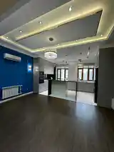 4-комн. квартира, 15 этаж, 300 м², Спартак-9