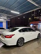 Nissan Altima, 2019-11