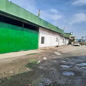 Помещение под магазин / салон, 1000м², Фирдавси