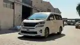 Toyota Vellfire, 2014-2