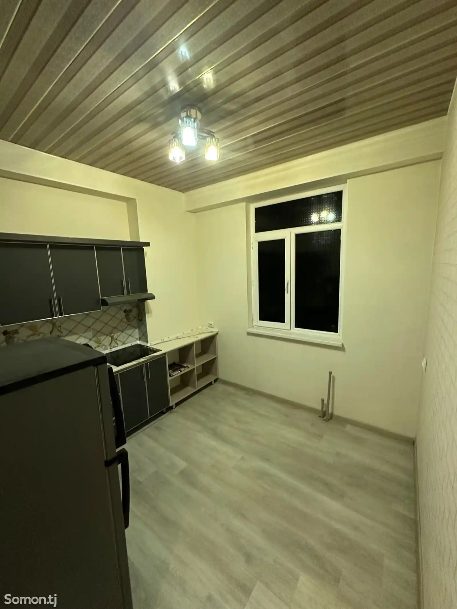 3-комн. квартира, 2 этаж, 81 м², Зарафшон-10