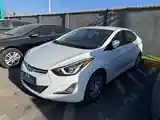 Hyundai Elantra, 2016-6