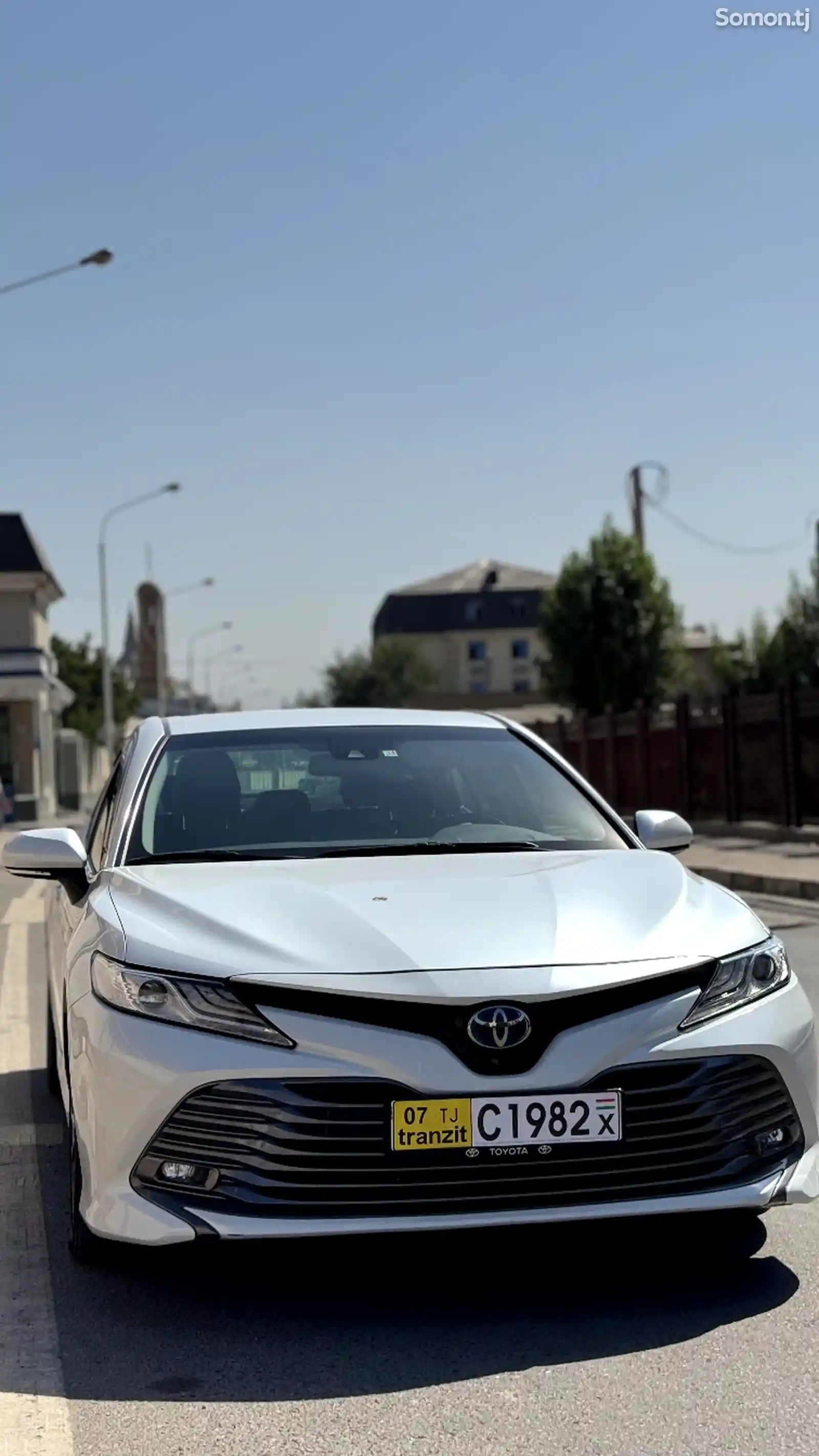 Toyota Camry, 2017-1