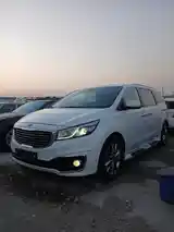 Kia Carnival, 2015-2