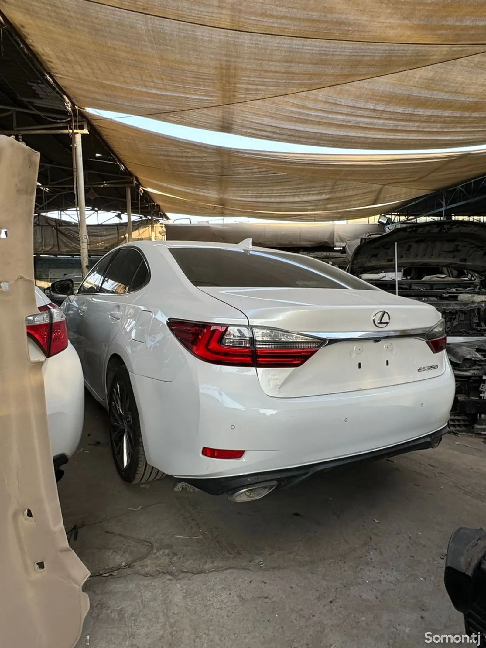 Lexus ES series, 2016-5