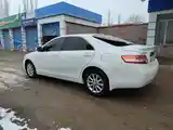 Toyota Camry, 2010-4