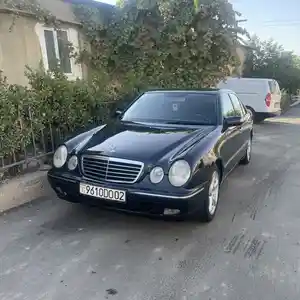 Mercedes-Benz E class, 2000