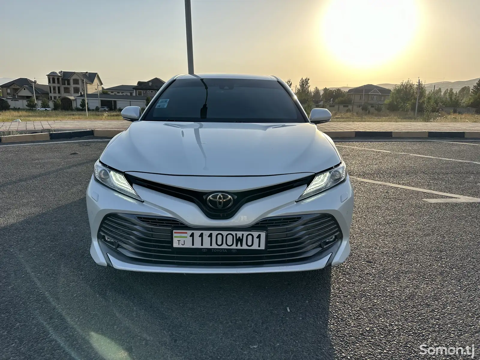 Toyota Camry, 2019-1